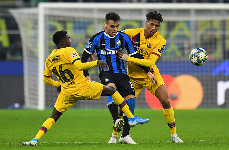 C9碾压G2,Peanut线上压制力十足激烈交锋四强赛,技惊四座 C9碾压G2,Peanut线上压制力十足激烈交锋四强赛,技惊四座