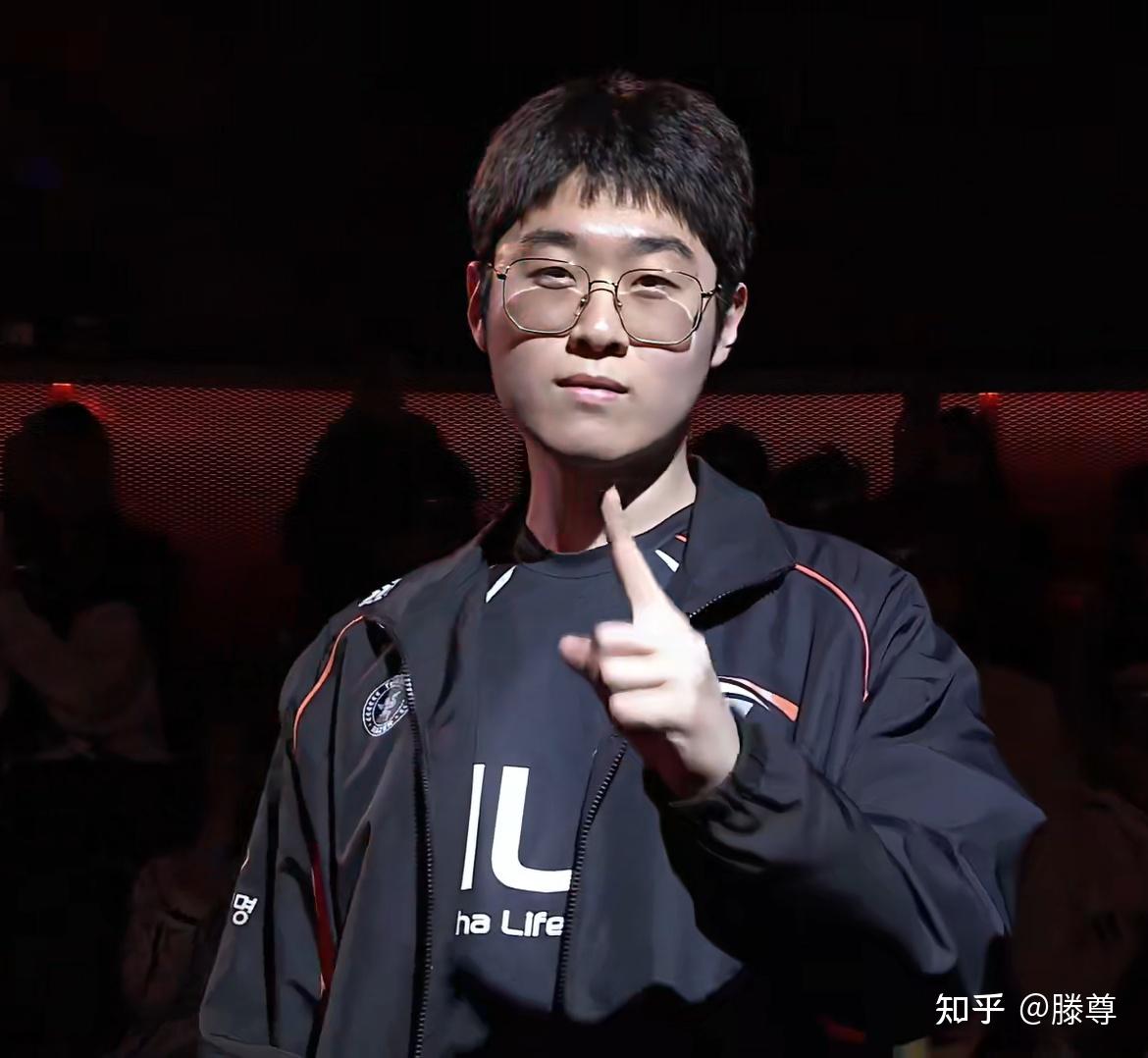 NS轻取HLE，Keria线上压制力十足峡谷大战2025世界赛，成为赛场最大亮点