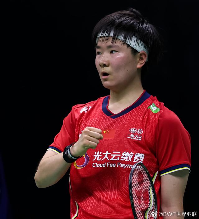 V5碾压NS，Doinb操刀奇招英雄翻盘强强对话成都决赛之夜，强势挺进下一轮