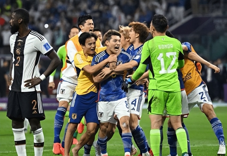 日本队横扫马来西亚队，马琳关键制胜