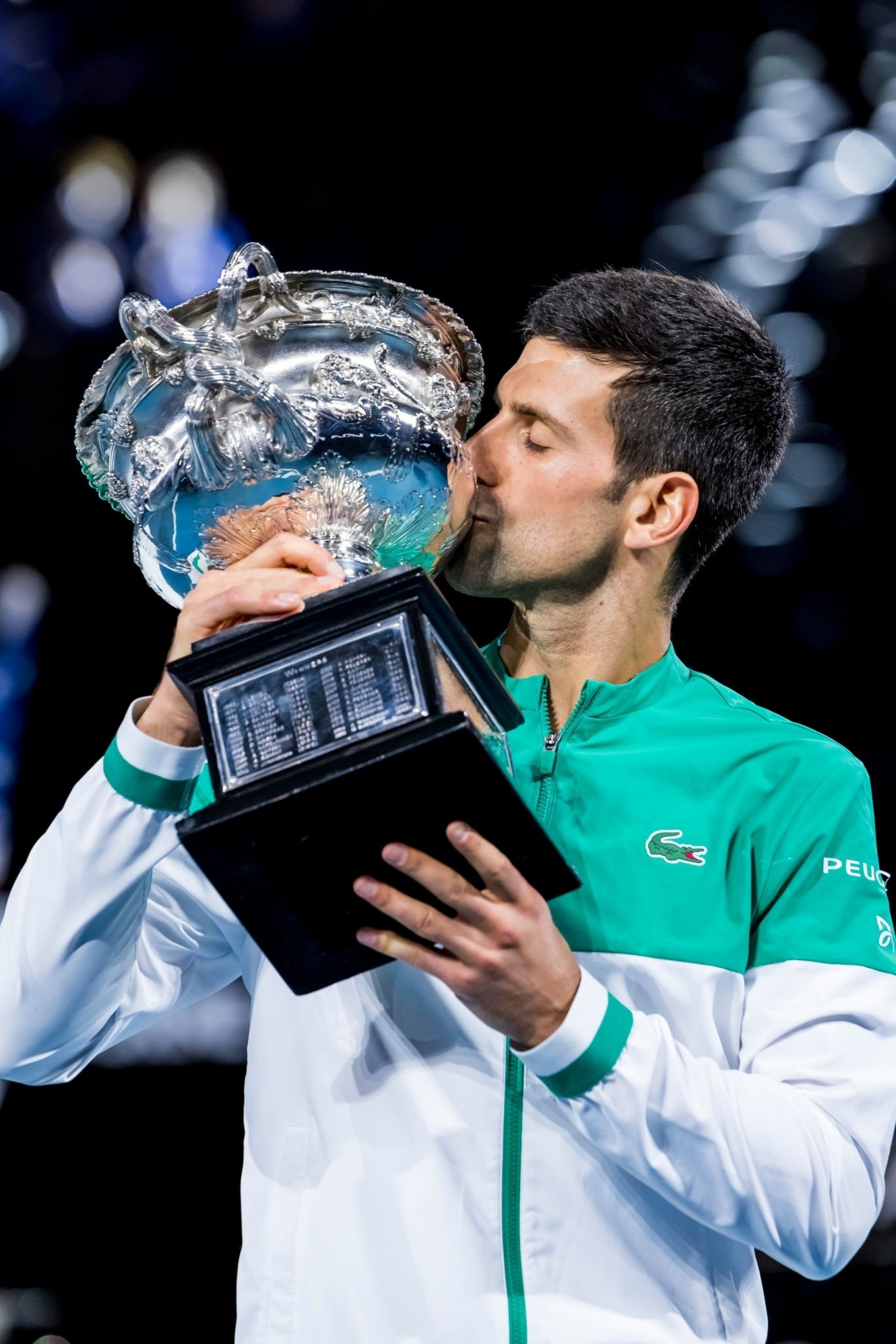 戴维斯杯绝杀温网，德约科维奇高光表现